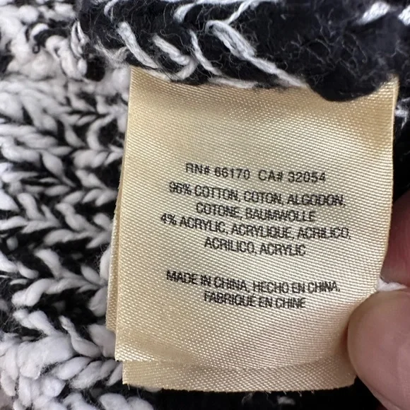 Anthropologie NWOT Akemi + Kin Black White Ombré Chunky Knit Cardigan - Picture 15 of 16